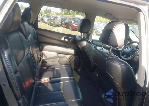 2017 Nissan Pathfinder Sl from USA, damaged, VIN 5N1DR2MM9HC687646